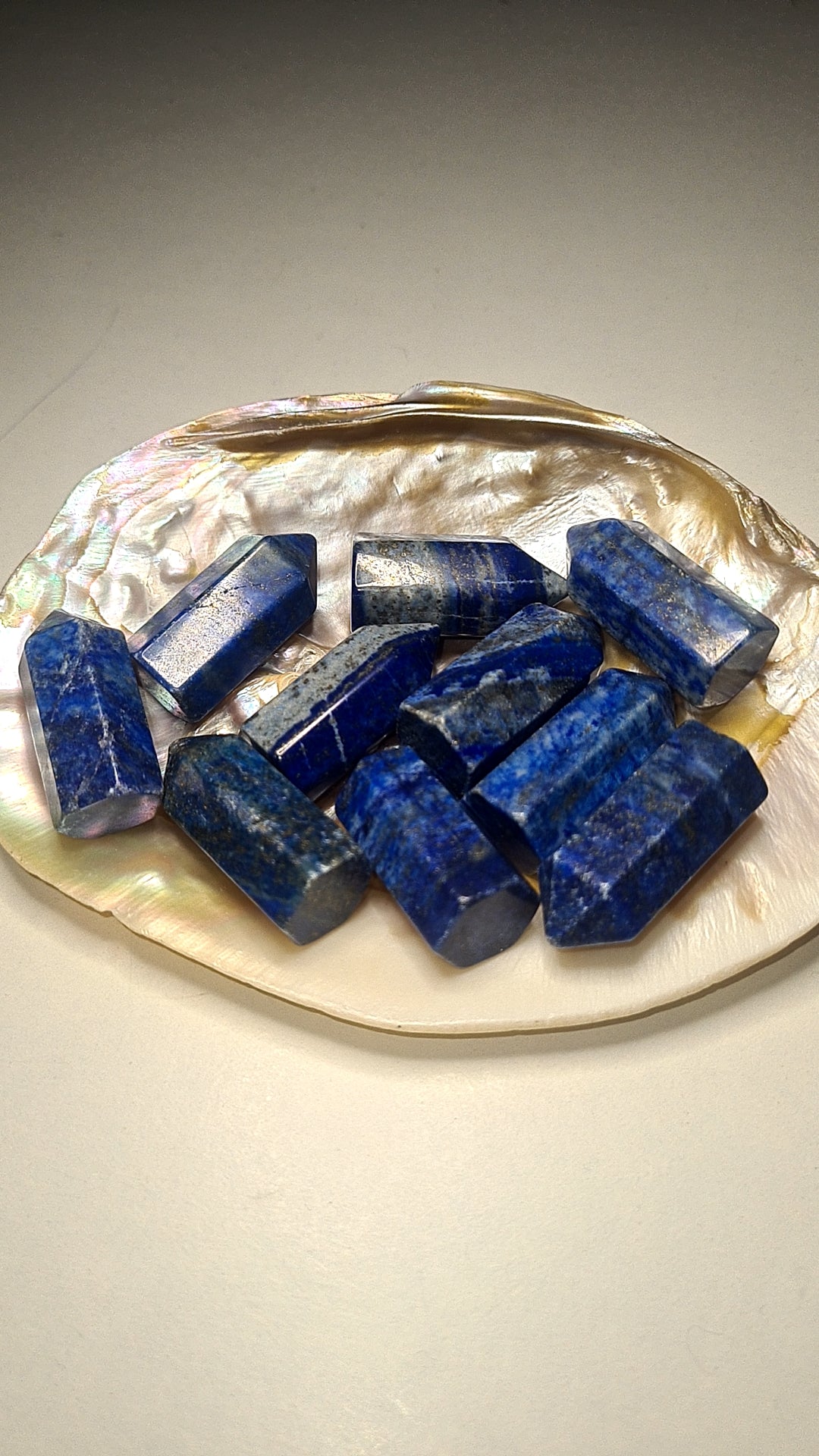 Lapiz lazuli small towers