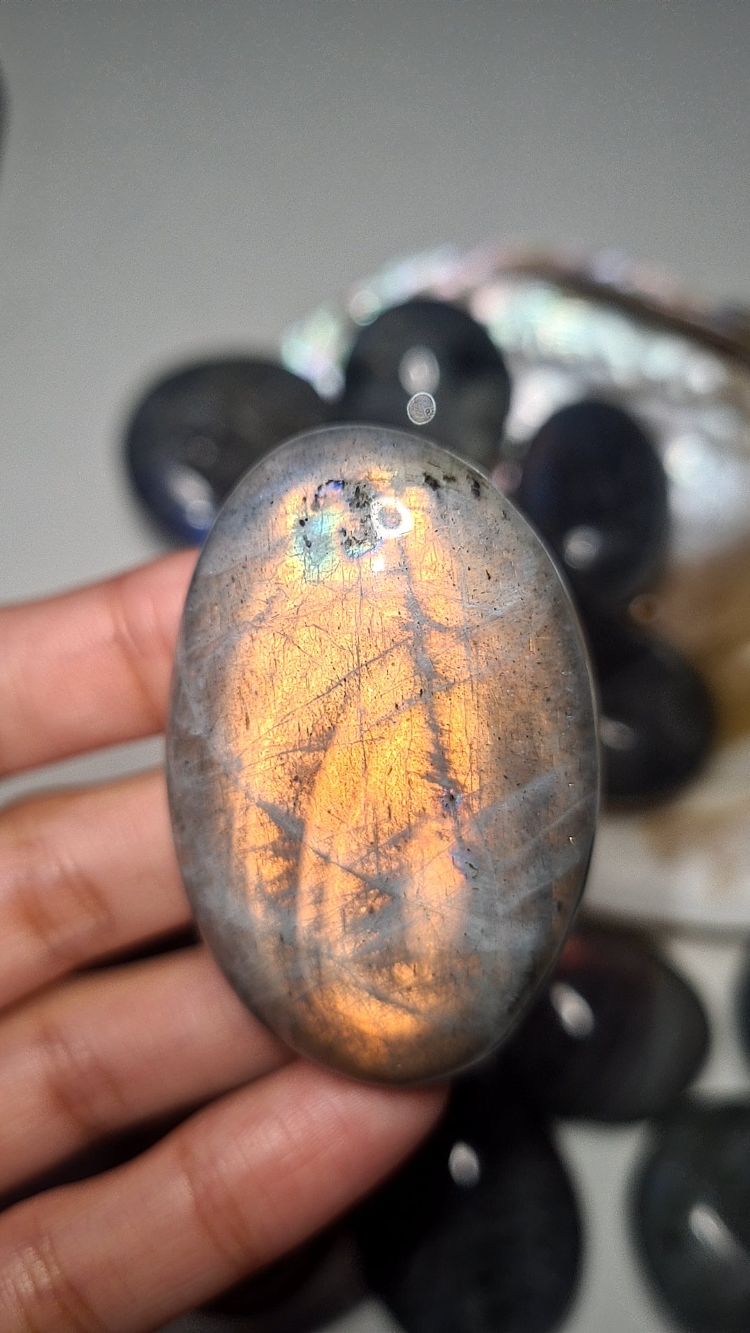 Labradorite medium palmstones