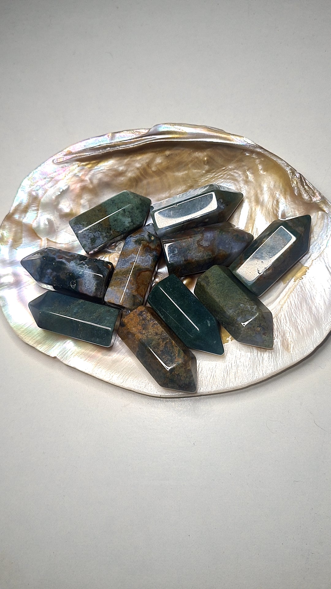 Moss agate small towers